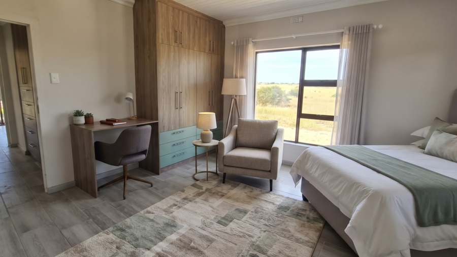 To Let 5 Bedroom Property for Rent in Long Acres Country Estate Western Cape
